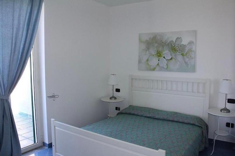 Waikiki Beach Apartments Santa Maria di Castellabate Zewnętrze zdjęcie