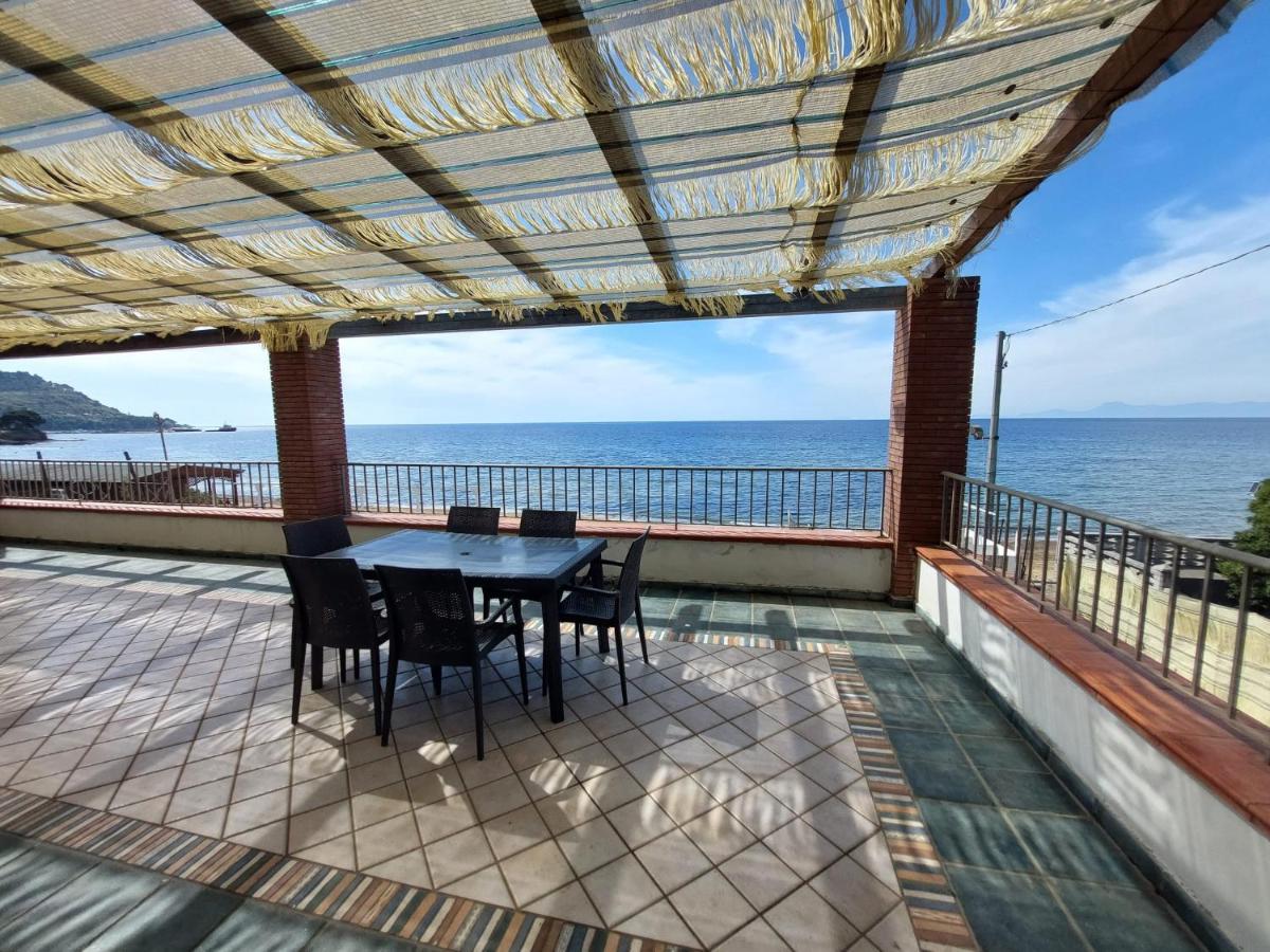 Waikiki Beach Apartments Santa Maria di Castellabate Zewnętrze zdjęcie