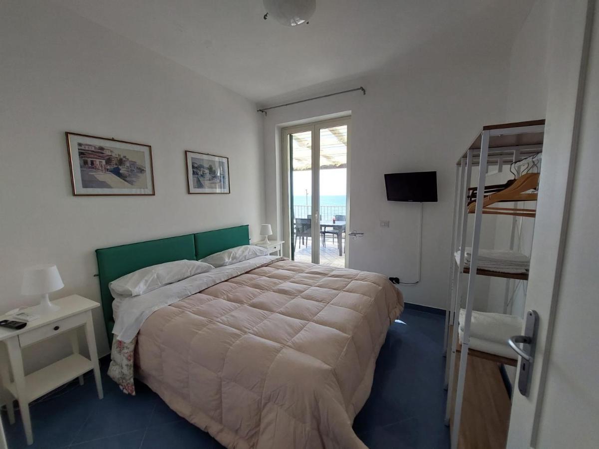 Waikiki Beach Apartments Santa Maria di Castellabate Zewnętrze zdjęcie