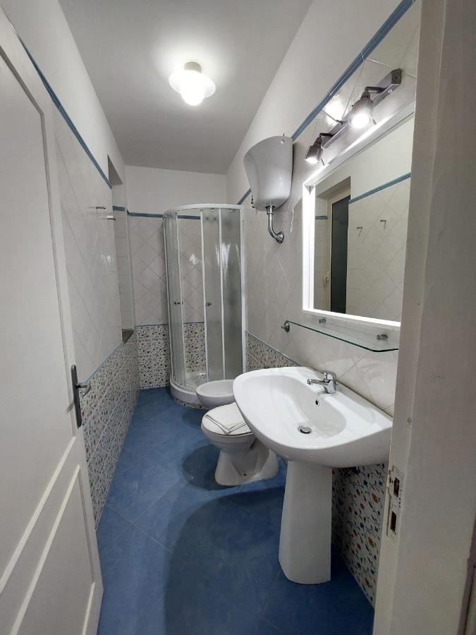 Waikiki Beach Apartments Santa Maria di Castellabate Zewnętrze zdjęcie